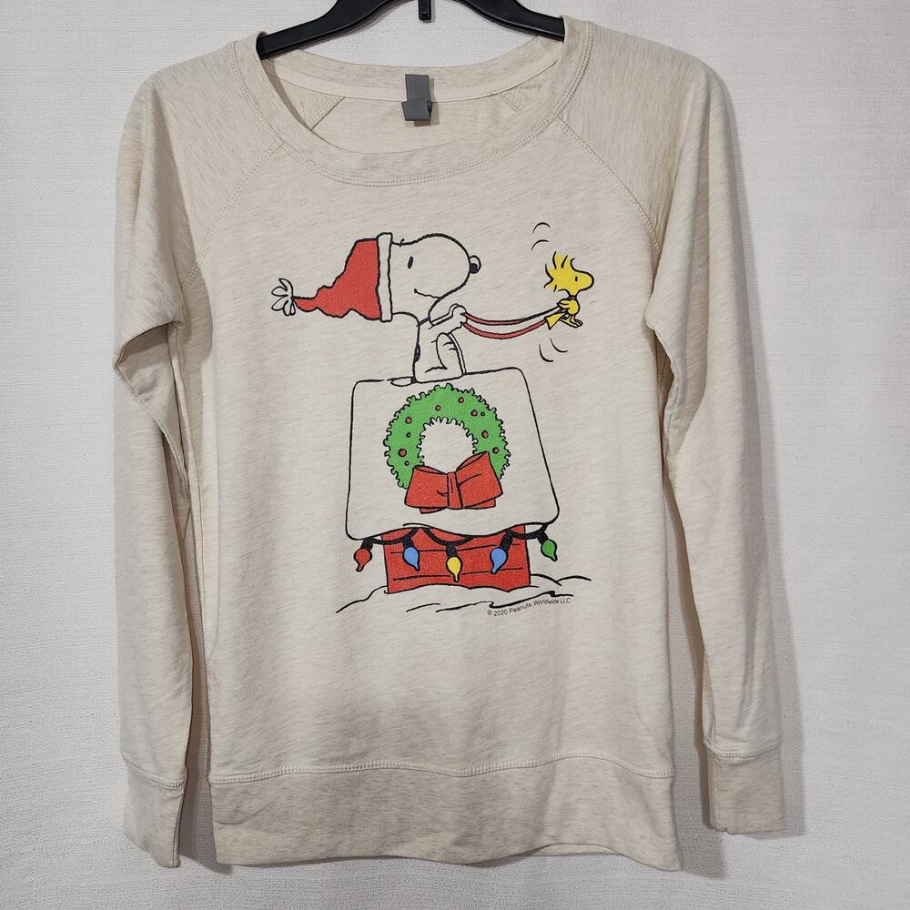 Snoopy and Woodstock Christmas men's medium sweatshirts
